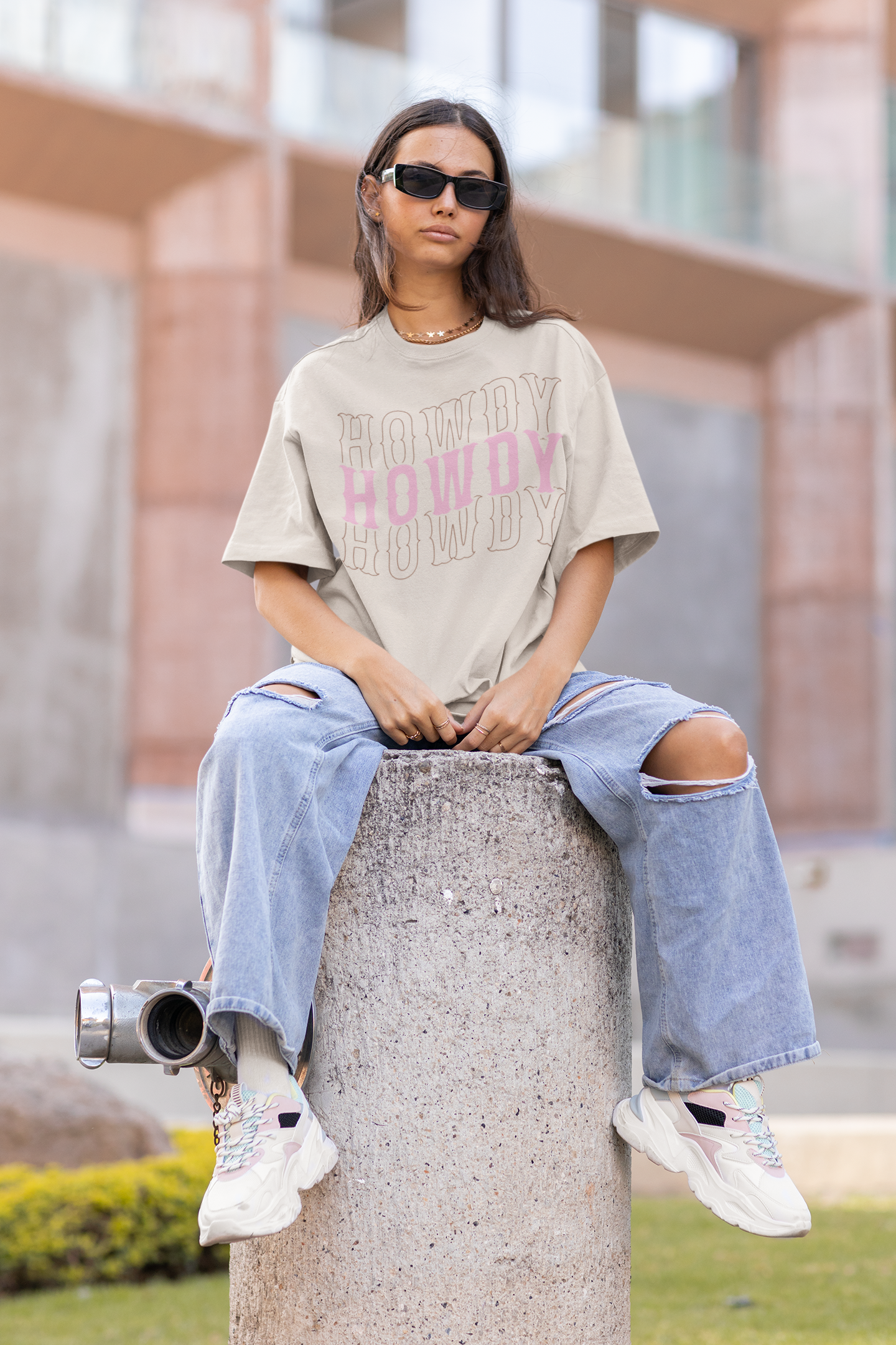 HOWDY OVERSIZED TEE